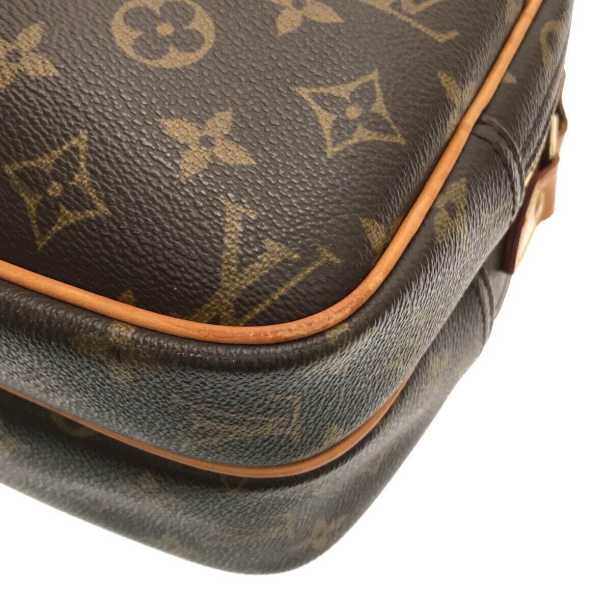 Louis Vuitton 2001 Pre-owned Reporter PM Crossbody Bag - Brown
