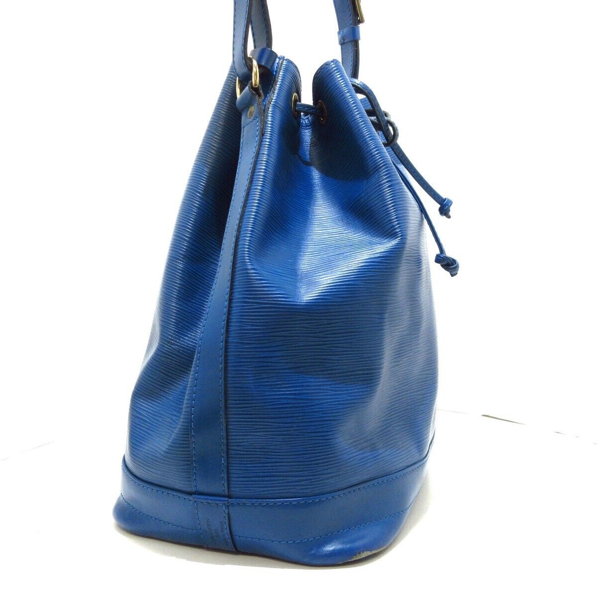 Louis Vuitton Epi Blue Noe Shoulder Bag Bucket Bag Women's – Timeless  Vintage Company