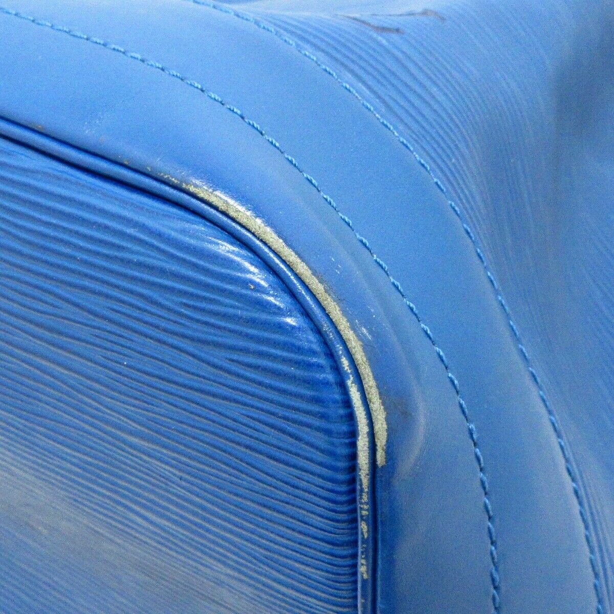 LV NéoNoé BB bucket bag Blue/Beige/Pink  Shoulder bag, Louis vuitton bag,  Blue bags