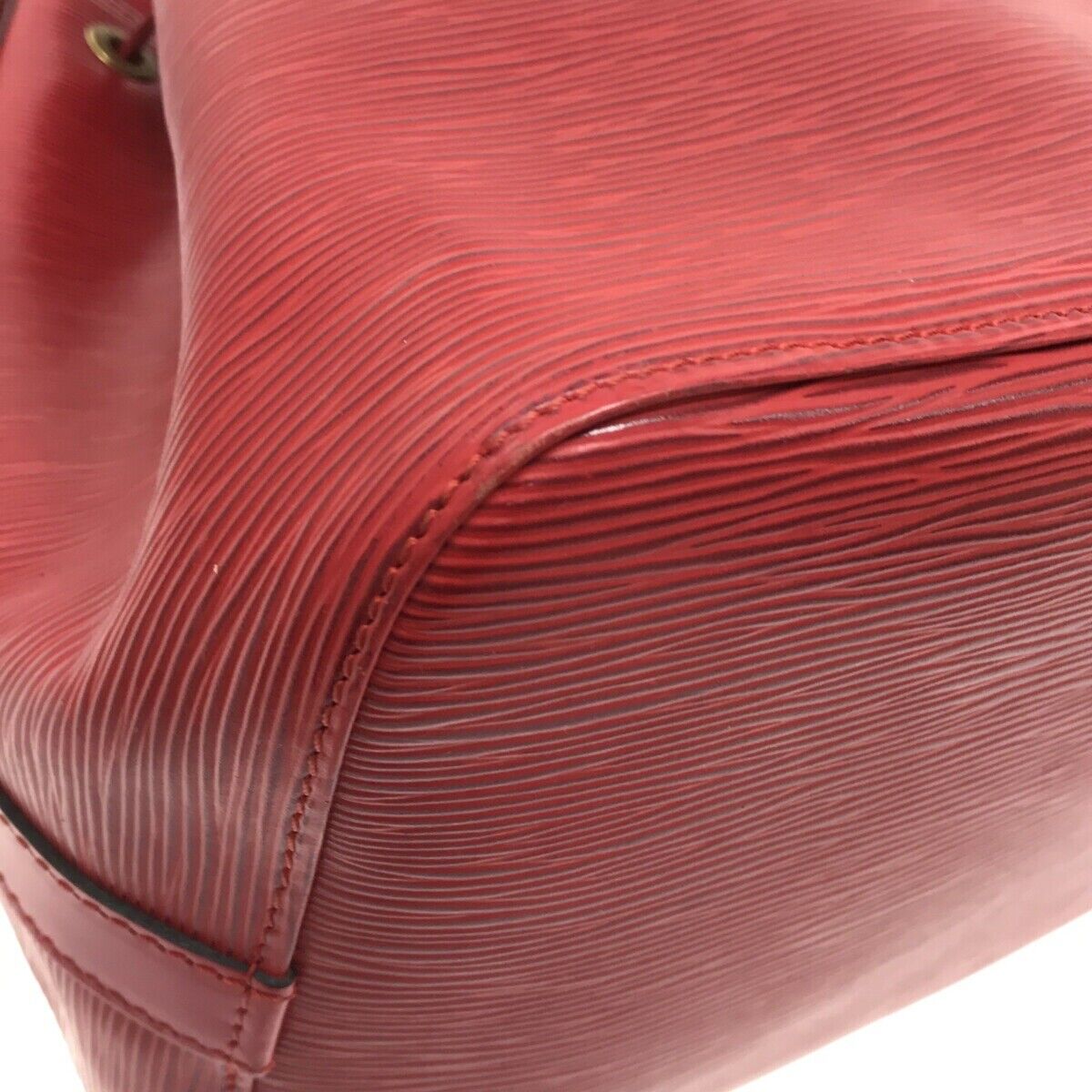 LOUIS VUITTON Noe Large Epi Leather Shoulder Bag Red