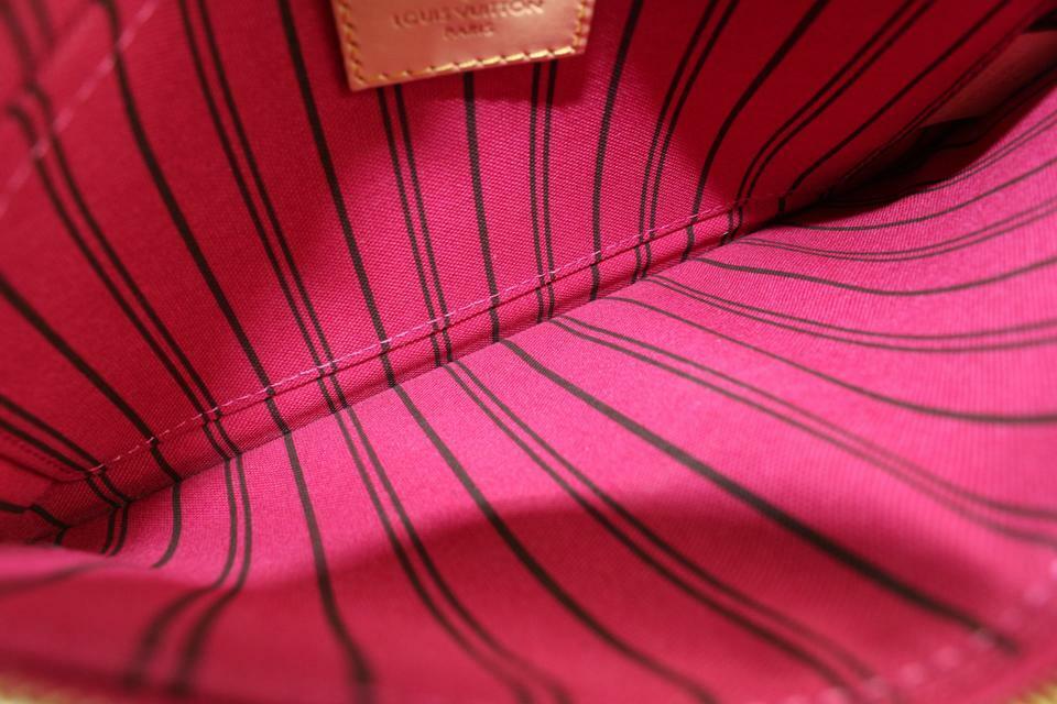 Louis Vuitton Monogram MM Neverful Pouch Pink