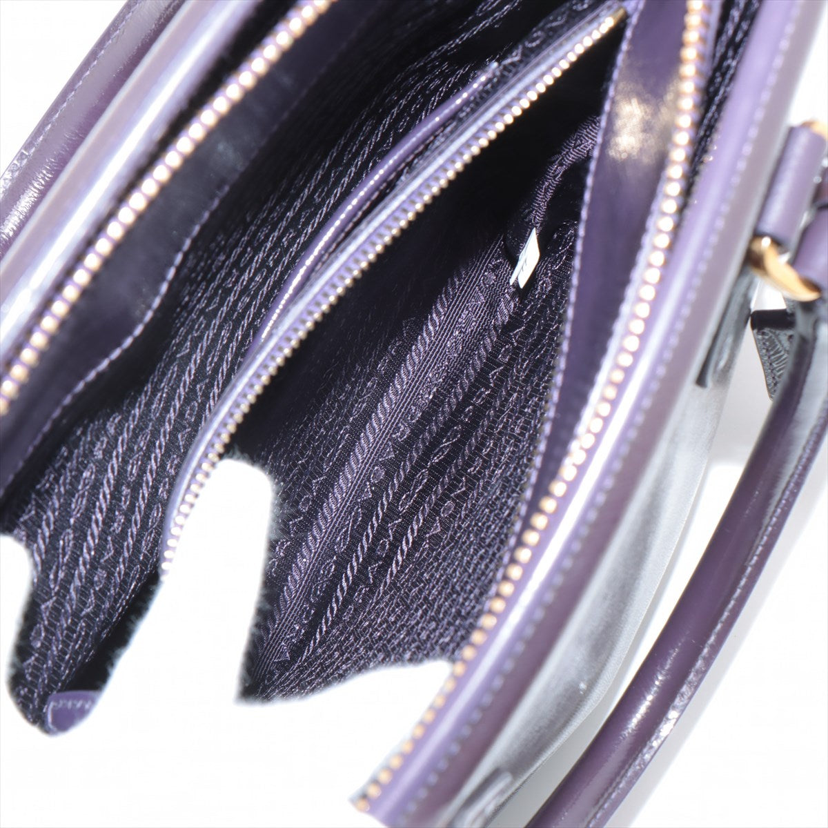 Prada Sapphire Vernik Handbag Pearl