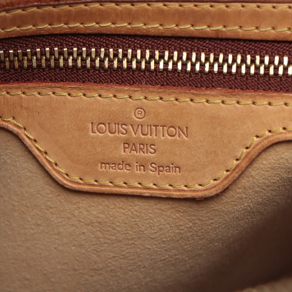 LOUIS VUITTON Looping GM in Monogram M51145