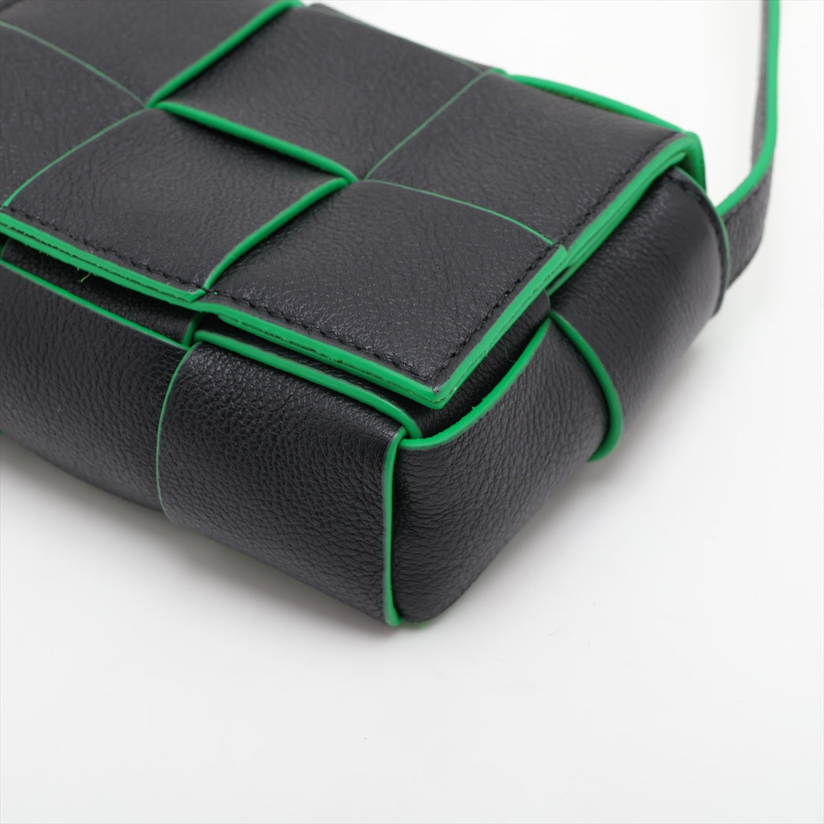 Bottega Veneta Mini Set Leather Shoulder Bag Black X Green