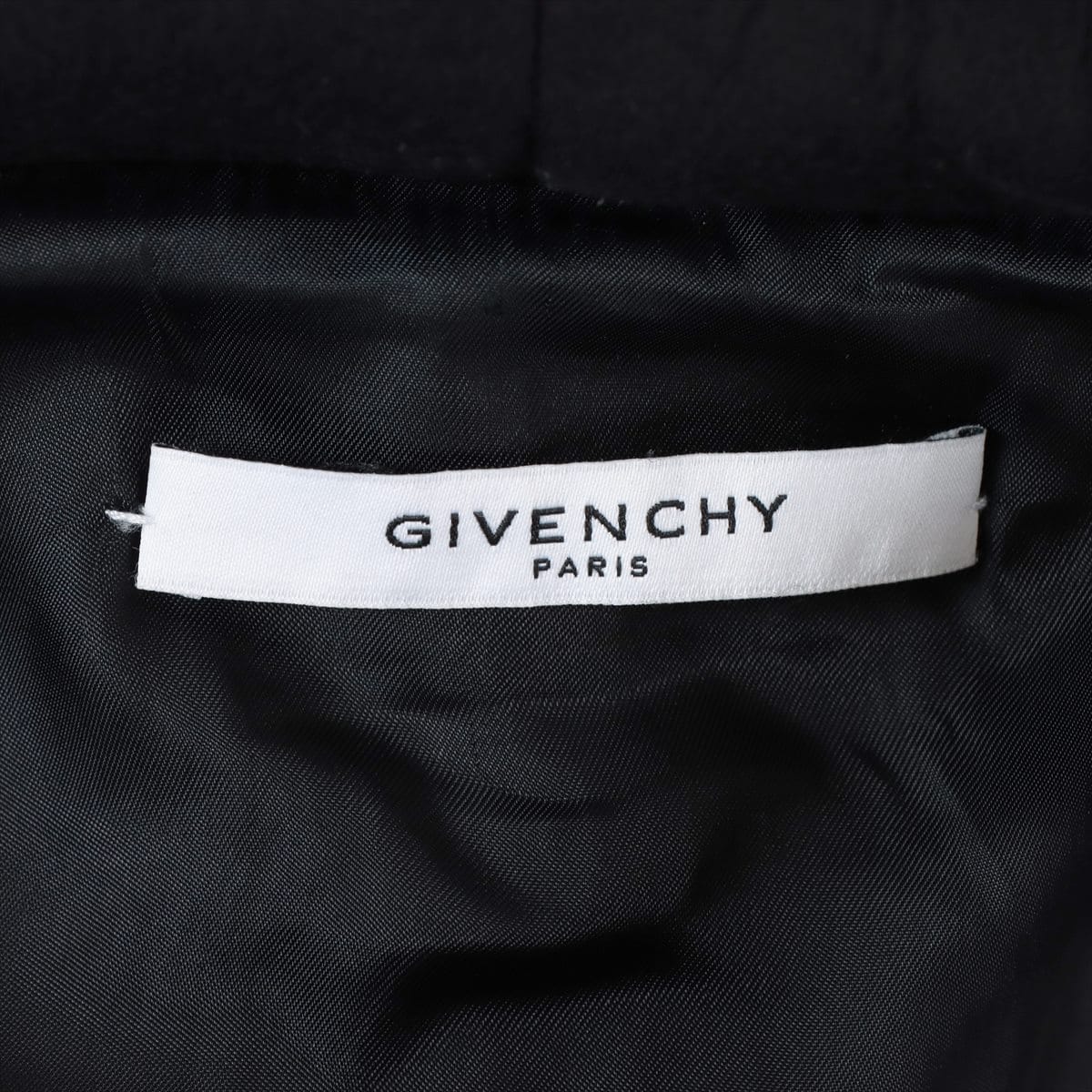 Givenchy  Parker 46  Black BM00096Y01