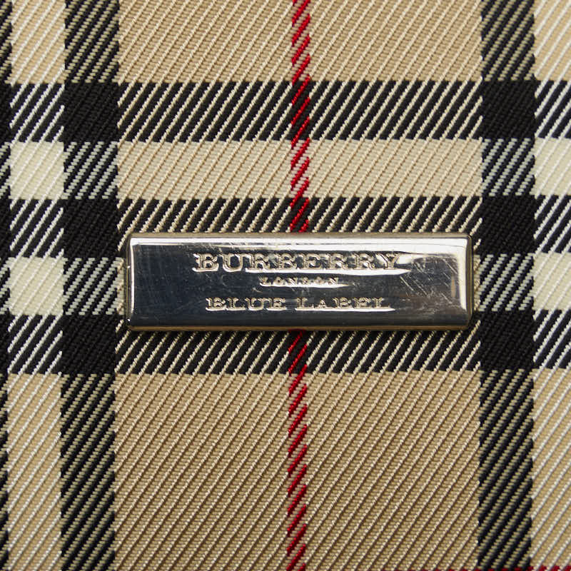 Burberry 800 number discount label