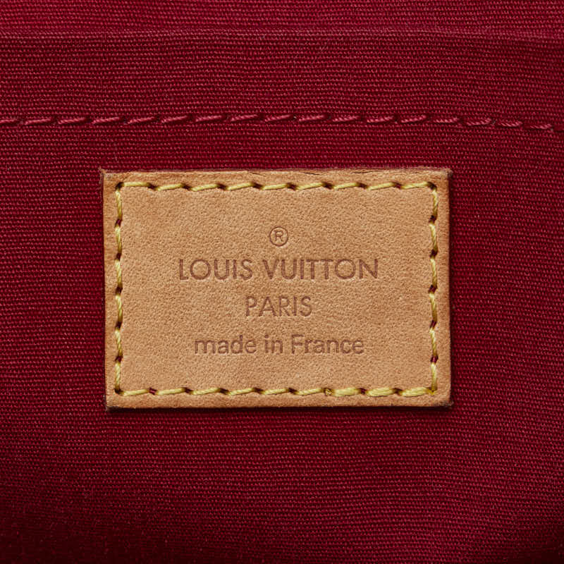 Louis Vuitton Rosewood Avenue in Monogram Vernis Red M93507