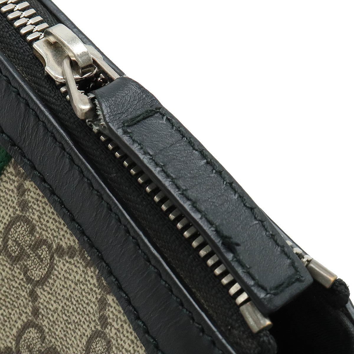 Gucci GG Supreme Shell Line Web Flat Messenger Bag Shell Bag Slipper Beige Black 471454 Black Blumin