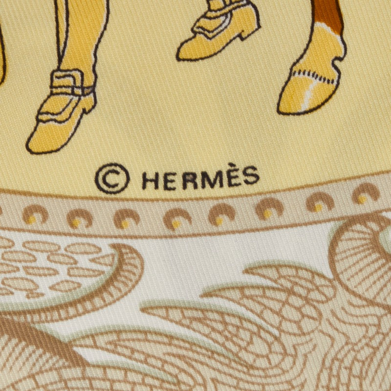 Hermes Carré 90 LA PREENTATION Knight Horse Horse Utensils Scarf Yellow Multicolor Silk  Hermes