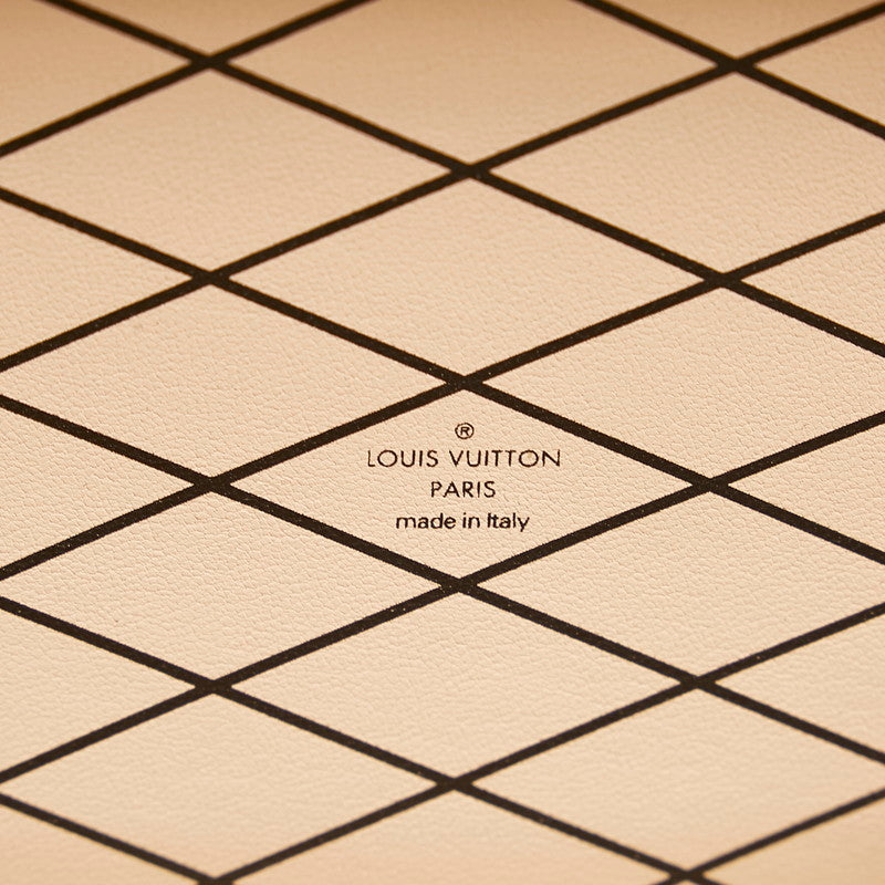 Louis Vuitton Louis Vuitton Epic M54652 Shoulder Bag Leather Gold Silver