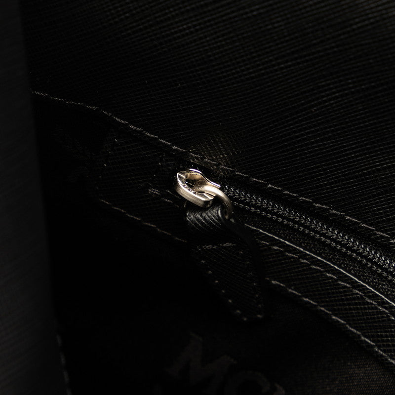MCM Shoulder Bag in Leather Black White