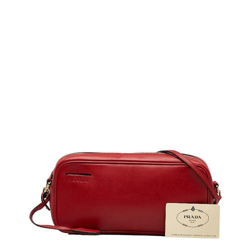 Prada bag | Red prada bag, Prada bag, Bags