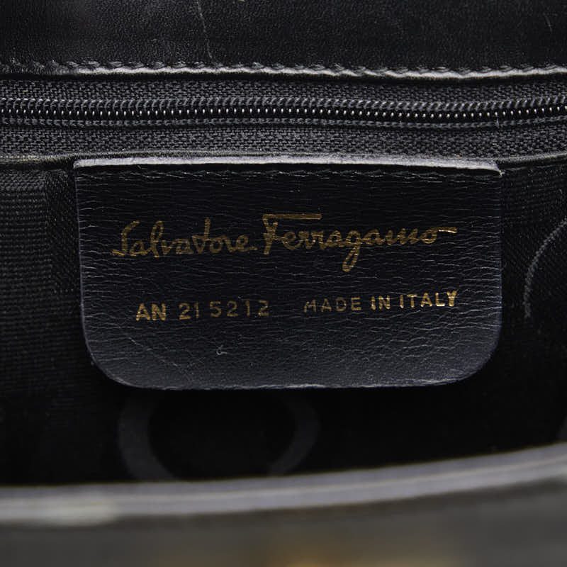 Salvatore Ferragamo 鉚釘托特包 AN 21 5212 黑色皮革