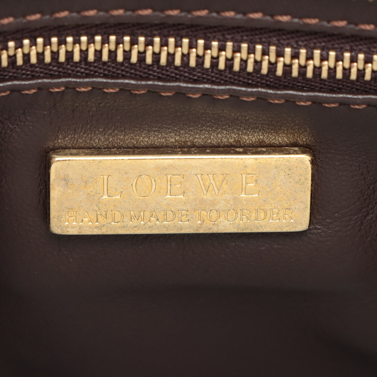 Loewe Amazon 28 Croco Handbag Beige