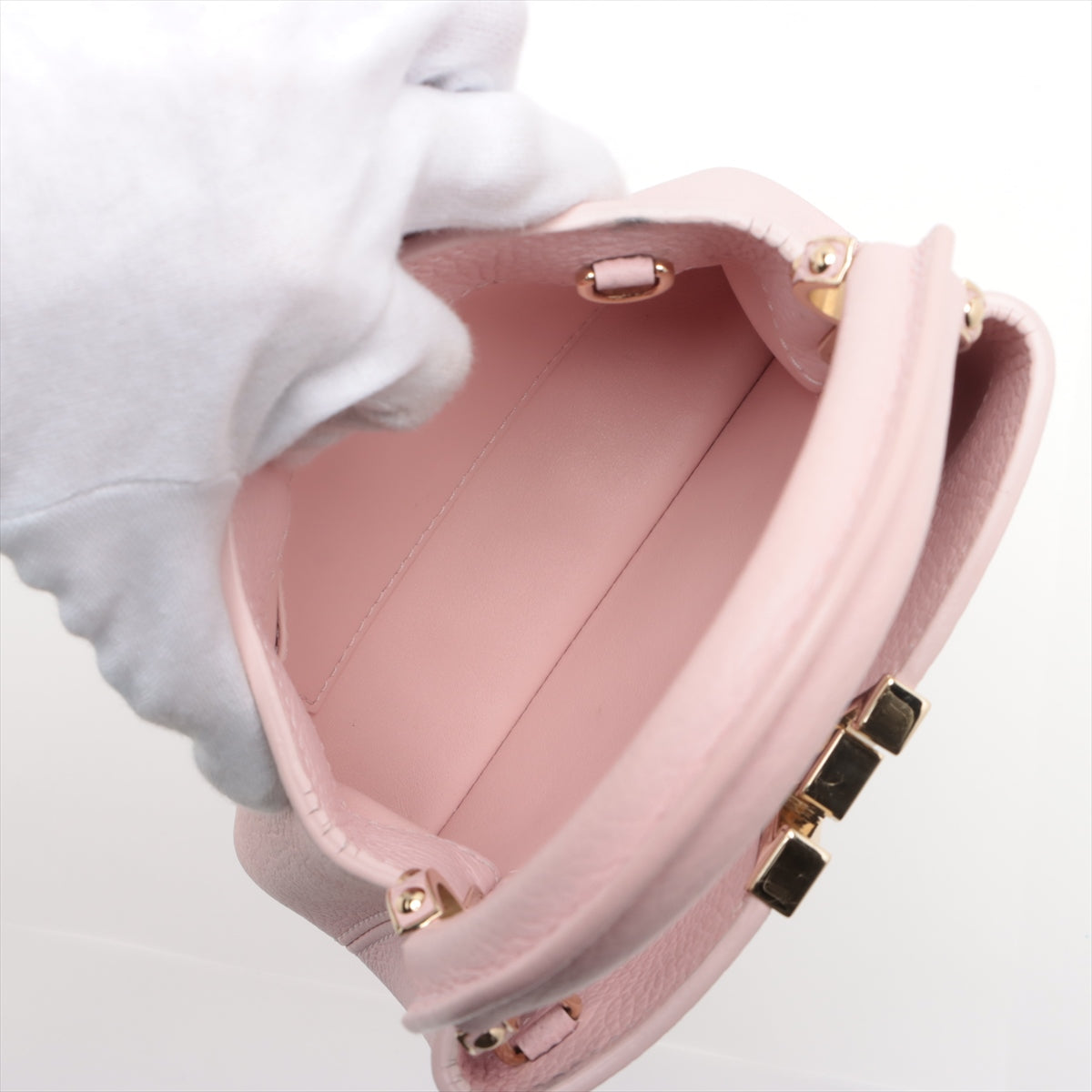 LOUIS VUITTON Capucines Mini in Taurillion Pink M56983