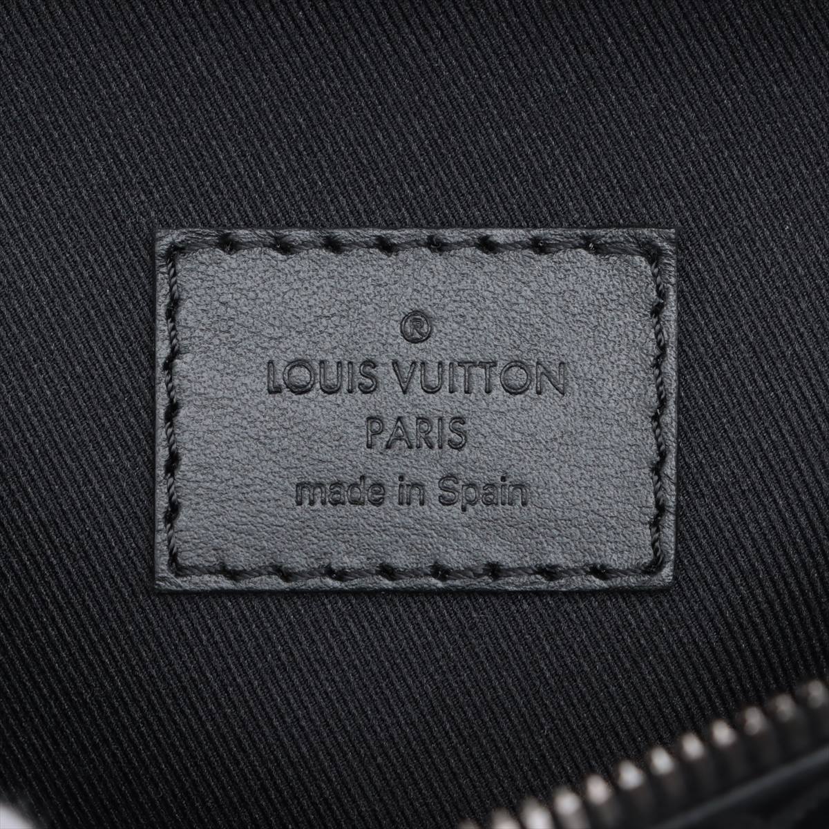LOUIS VUITTON Discovery Belt Bag in Monogram Ellipse M46035